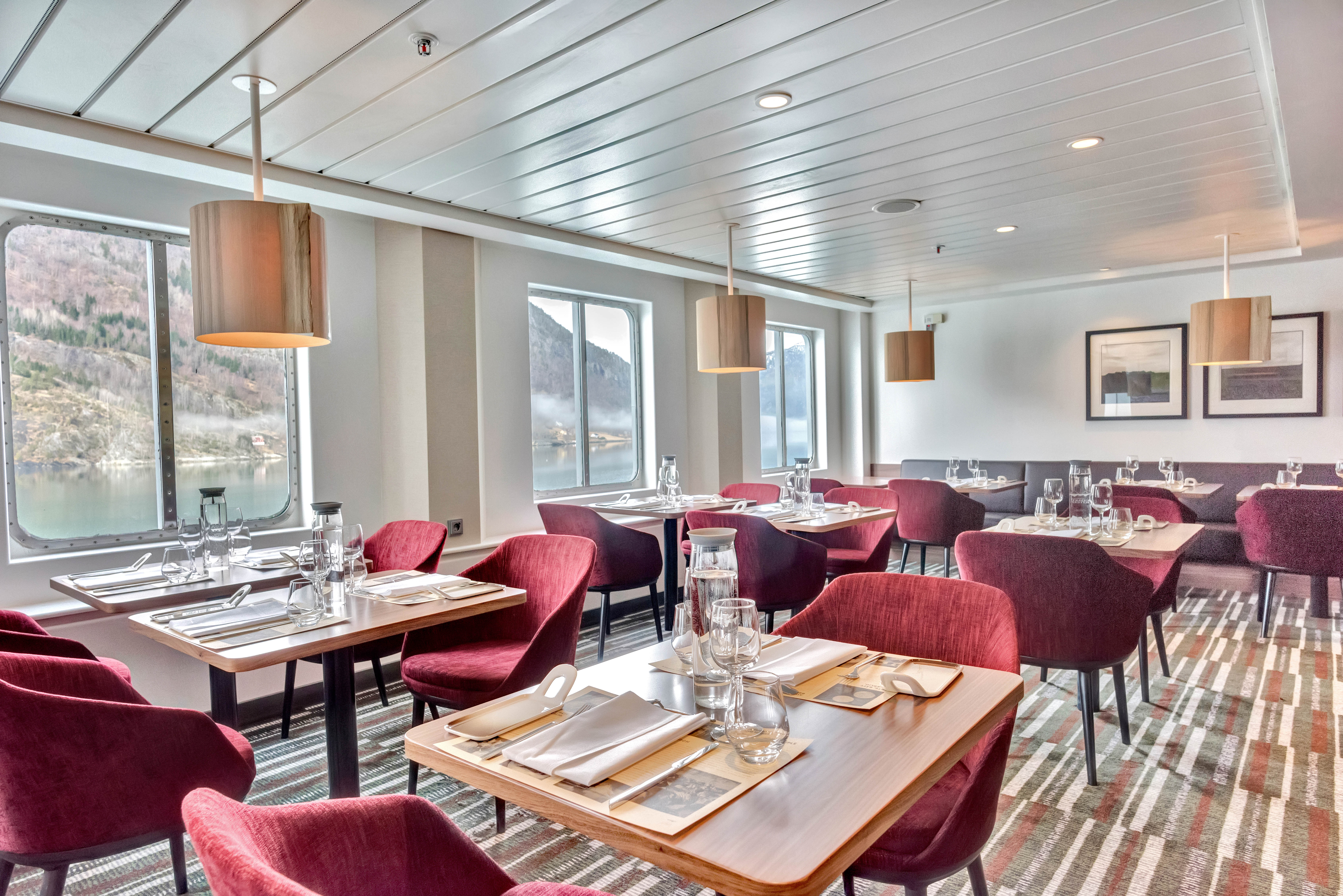 MS Kong Harald - Kysten 